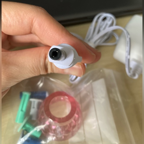 Pmd clinical grade exfoliation with vacuum suction - Classic - Picture 12 of 14